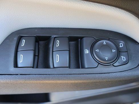 Used 2024 Chevrolet Equinox LS w/ LS Convenience Package FWD image 35