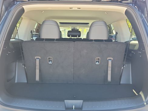 Used 2025 Hyundai Santa Fe XRT image 8