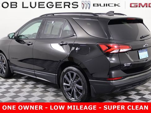 Certified 2022 Chevrolet Equinox RS w/ LPO, Floor Liner Package image 5