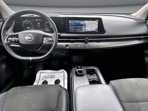 Used 2024 Nissan Ariya AWD image 7