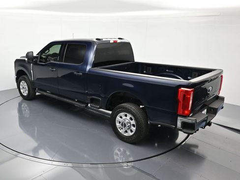 Certified 2024 Ford F250 XLT w/ FX4 Off-Road Package image 33