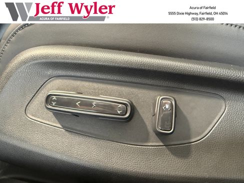 New 2025 Acura ADX Base image 25