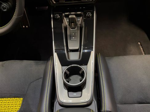 Used 2022 Porsche 911 Turbo S AWD/4WD image 30