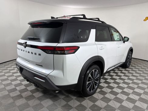 New 2026 Nissan Pathfinder Platinum image 6