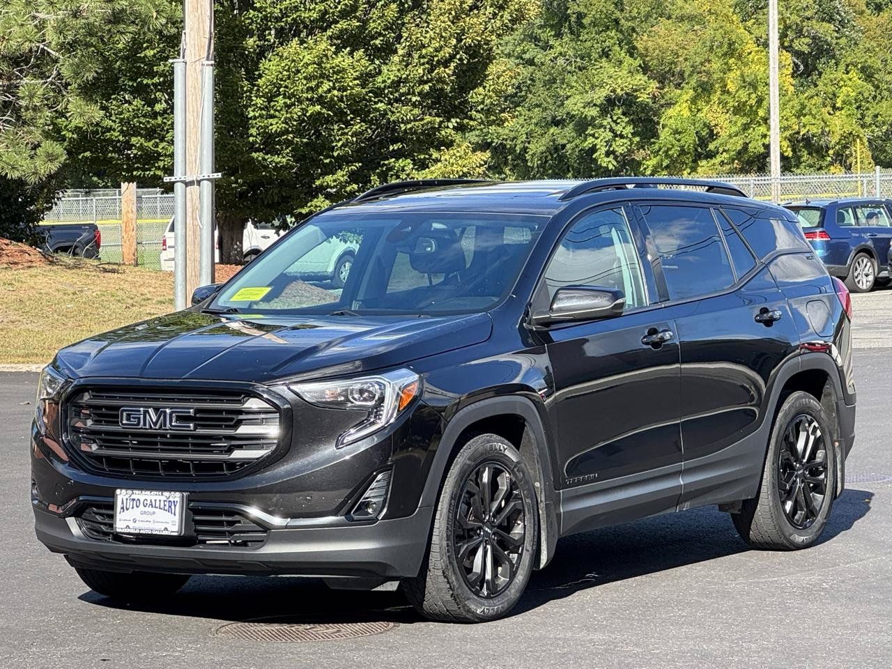 Used 2021 GMC Terrain SLT w/ Elevation Edition AWD/4WD image 3