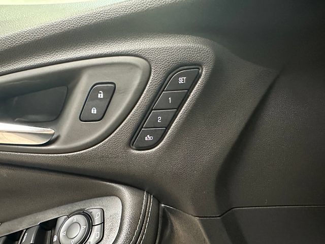 Used 2024 Buick Encore GX Avenir w/ Avenir Technology Package AWD/4WD image 7