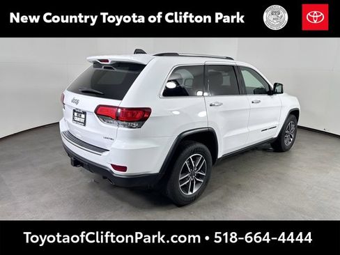 Used 2021 Jeep Grand Cherokee Limited w/ Trailer Tow Group IV image 3