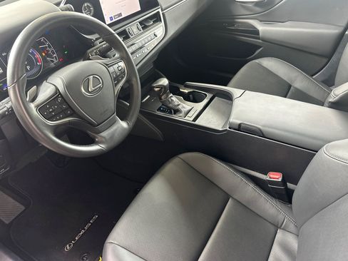 Certified 2025 Lexus ES 350 w/ Accessory Package (Z1) FWD image 11