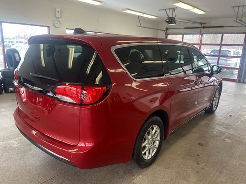 New 2026 Chrysler Voyager LX image 16