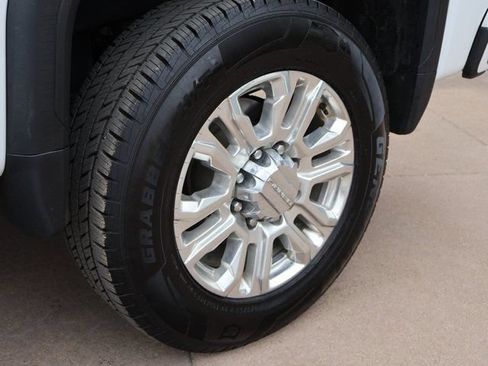 Certified 2022 GMC Sierra 3500 Denali AWD/4WD image 47