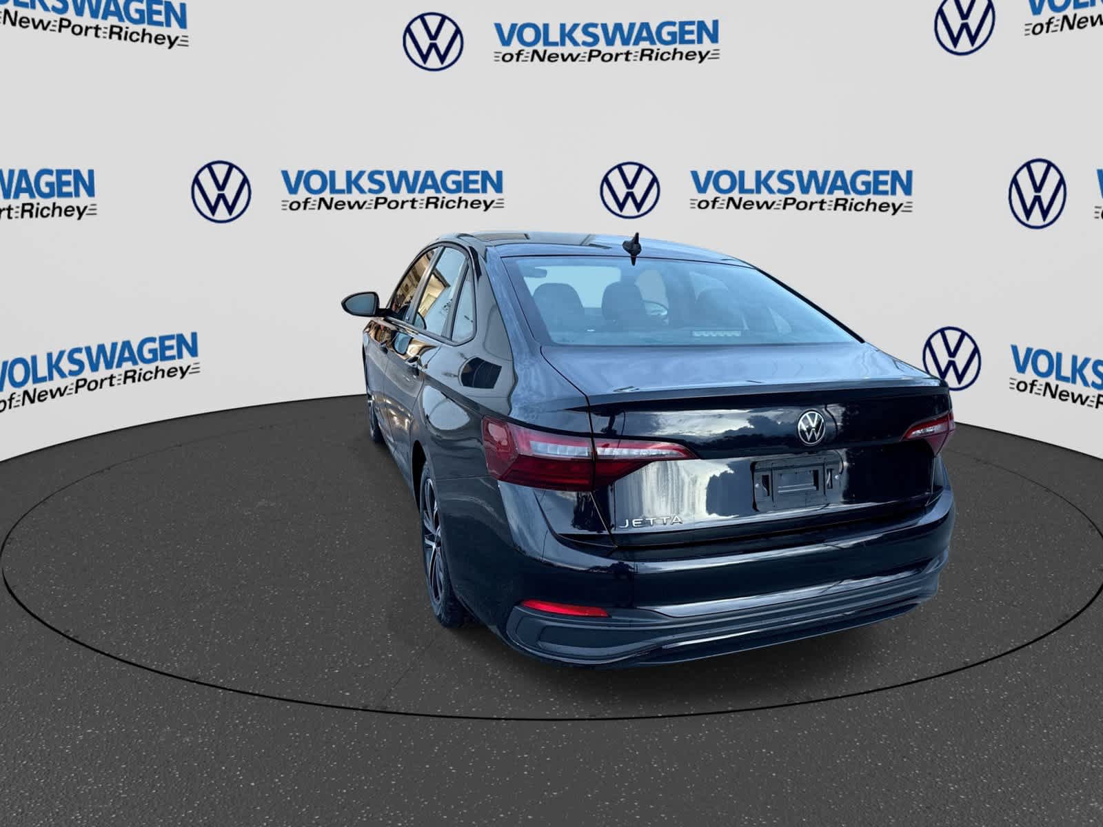 Used 2024 Volkswagen Jetta Sport FWD image 12