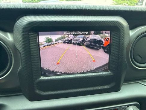 Used 2023 Jeep Wrangler Unlimited w/ Cold Weather Group AWD/4WD image 13