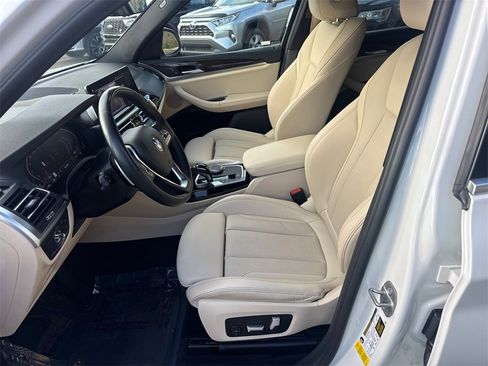 Used 2022 BMW X3 sDrive30i w/ Convenience Package image 9