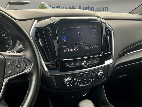 Used 2022 Chevrolet Traverse LT AWD/4WD image 10