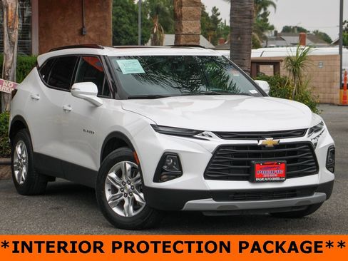 Used 2022 Chevrolet Blazer LT image 2