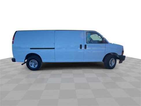 Certified 2023 Chevrolet Express 2500 Extended w/ Driver Convenience Package image 9