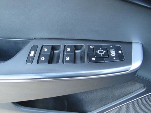 Used 2022 Kia EV6 Wind image 28