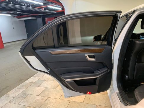 Used 2016 Mercedes-Benz E 350 4MATIC Sedan image 34