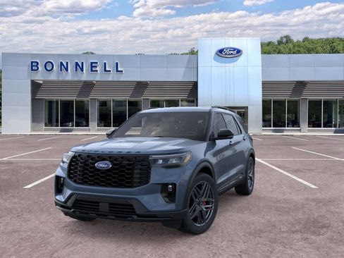 New 2026 Ford Explorer ST-Line w/ ST-Line Street Pack AWD/4WD image 2