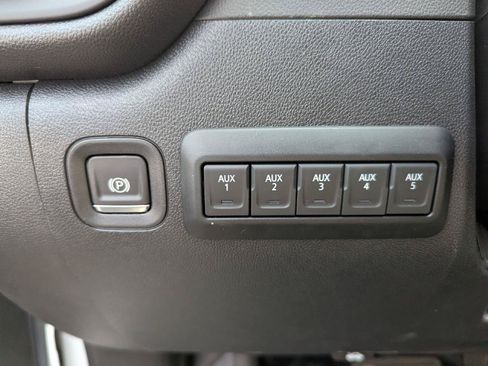 New 2026 Chevrolet Silverado 2500 W/T w/ WT Convenience Package AWD/4WD image 19
