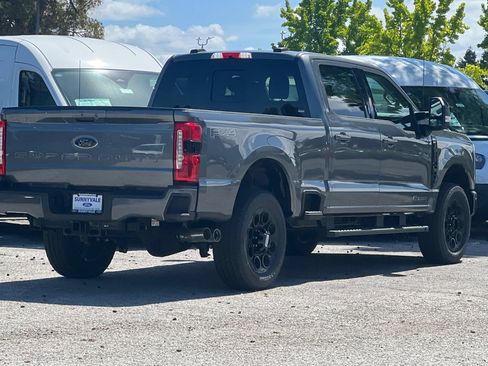 New 2026 Ford F250 Lariat w/ Black Appearance Package AWD/4WD image 5
