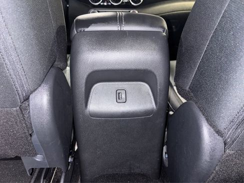 Used 2024 Nissan Sentra SV image 29