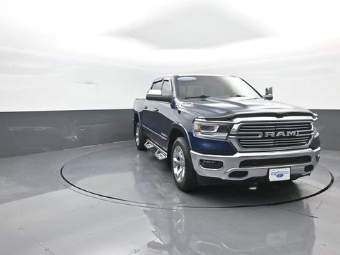 Used 2020 RAM 1500 Laramie AWD/4WD image 3