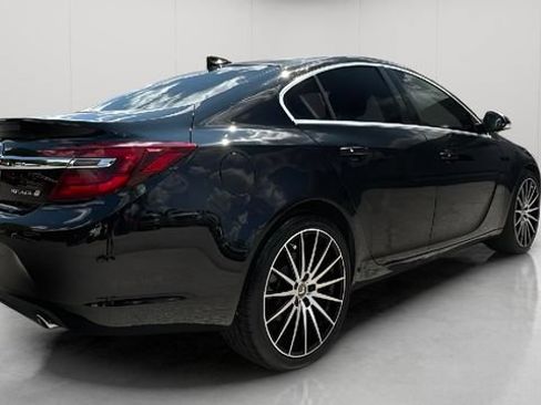 Used 2016 Buick Regal Premium FWD image 5