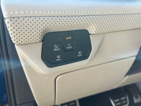 New 2026 Volkswagen Atlas SEL Premium R-Line image 59