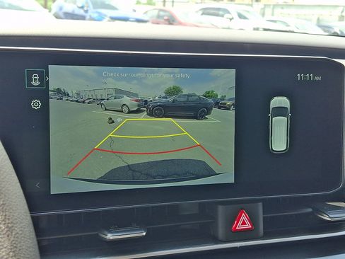 New 2026 Kia Carnival LX FWD image 11
