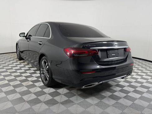Used 2022 Mercedes-Benz E 350 4MATIC Sedan image 5