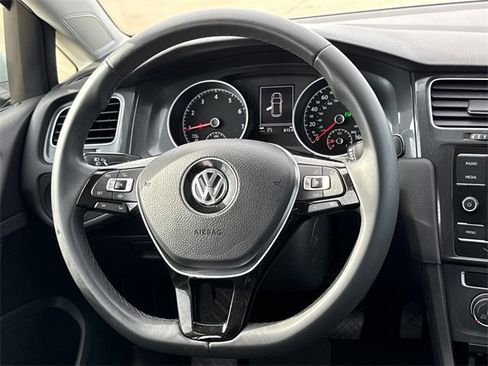 Used 2020 Volkswagen Golf 4-Door image 13