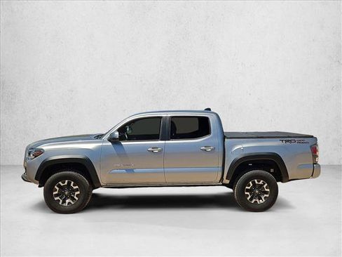 Certified 2023 Toyota Tacoma TRD Off-Road w/ Technology Package RWD image 9