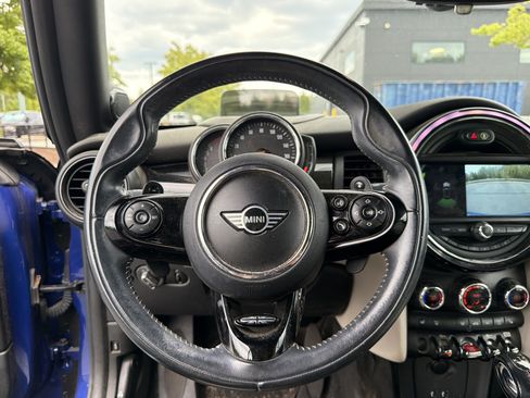 Used 2019 MINI Cooper S FWD image 16