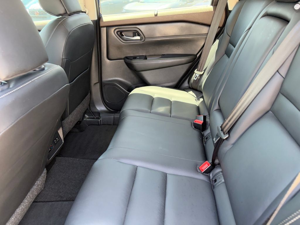 Certified 2023 Nissan Rogue SL w/ SL Premium Package FWD image 25