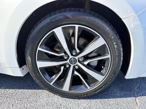Used 2023 Nissan Maxima SV w/ Floor Mat Group FWD image 27