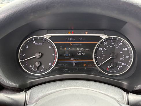 Used 2023 Nissan Sentra SV FWD image 12