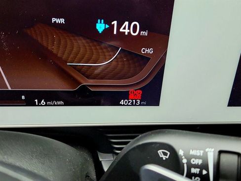 Used 2022 Hyundai Ioniq 5 SE image 14