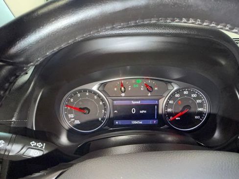 Used 2022 GMC Terrain SLT w/ LPO, Floor Liner Package AWD/4WD image 34