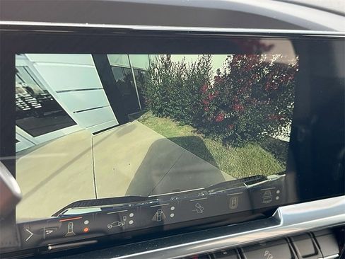 New 2026 GMC Sierra 3500 SLT w/ SLT Premium Package image 20