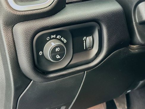 Used 2024 RAM 3500 Big Horn w/ Sport Appearance Package image 7