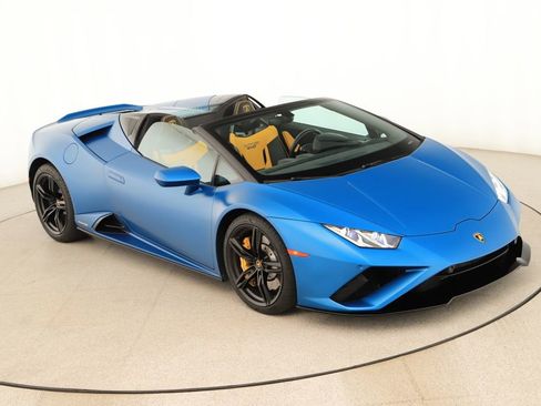 Used 2020 Lamborghini Huracan EVO RWD image 43