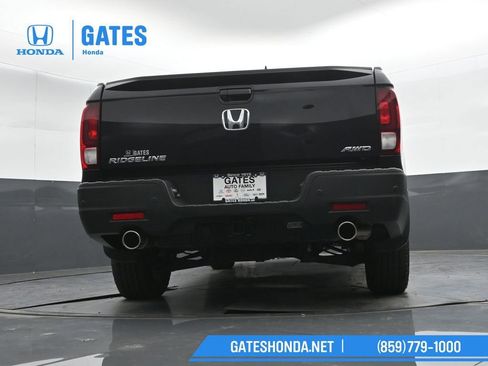 Used 2023 Honda Ridgeline RTL-E image 40