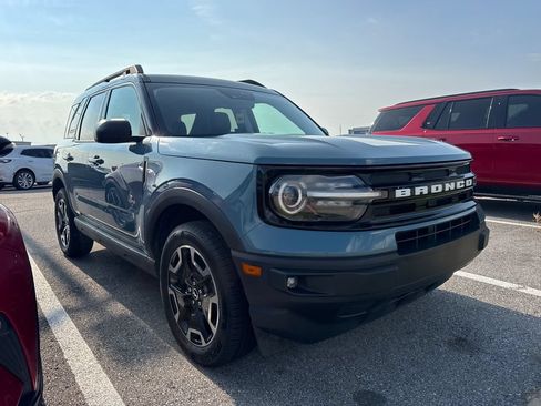 Used 2023 Ford Bronco Sport Outer Banks AWD/4WD image 3