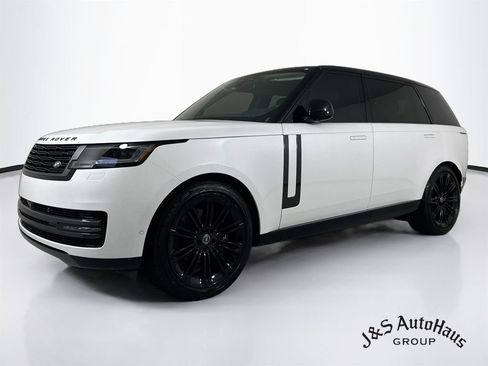 Used 2025 Land Rover Range Rover Long Wheelbase SE AWD/4WD image 3