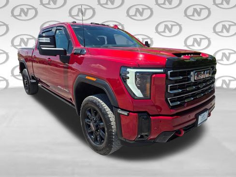 Used 2025 GMC Sierra 2500 AT4 w/ AT4 Premium Plus Package AWD/4WD image 17