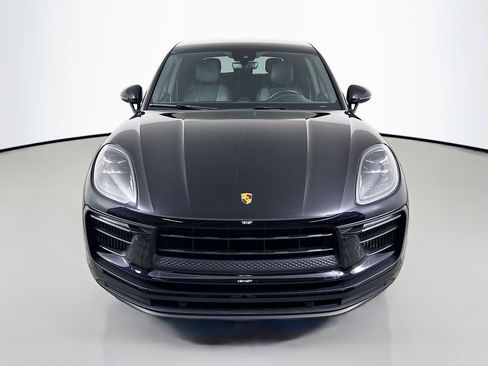 Certified 2022 Porsche Macan S image 6