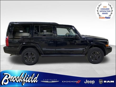 Used 2007 Jeep Commander Sport image 7
