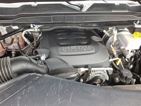 Used 2024 RAM 2500 Big Horn image 28