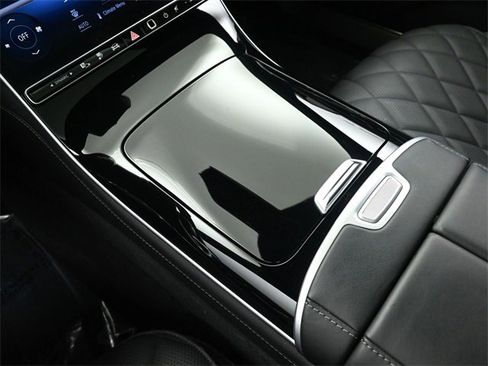 Used 2023 Mercedes-Benz S 580e 4MATIC Sedan image 43